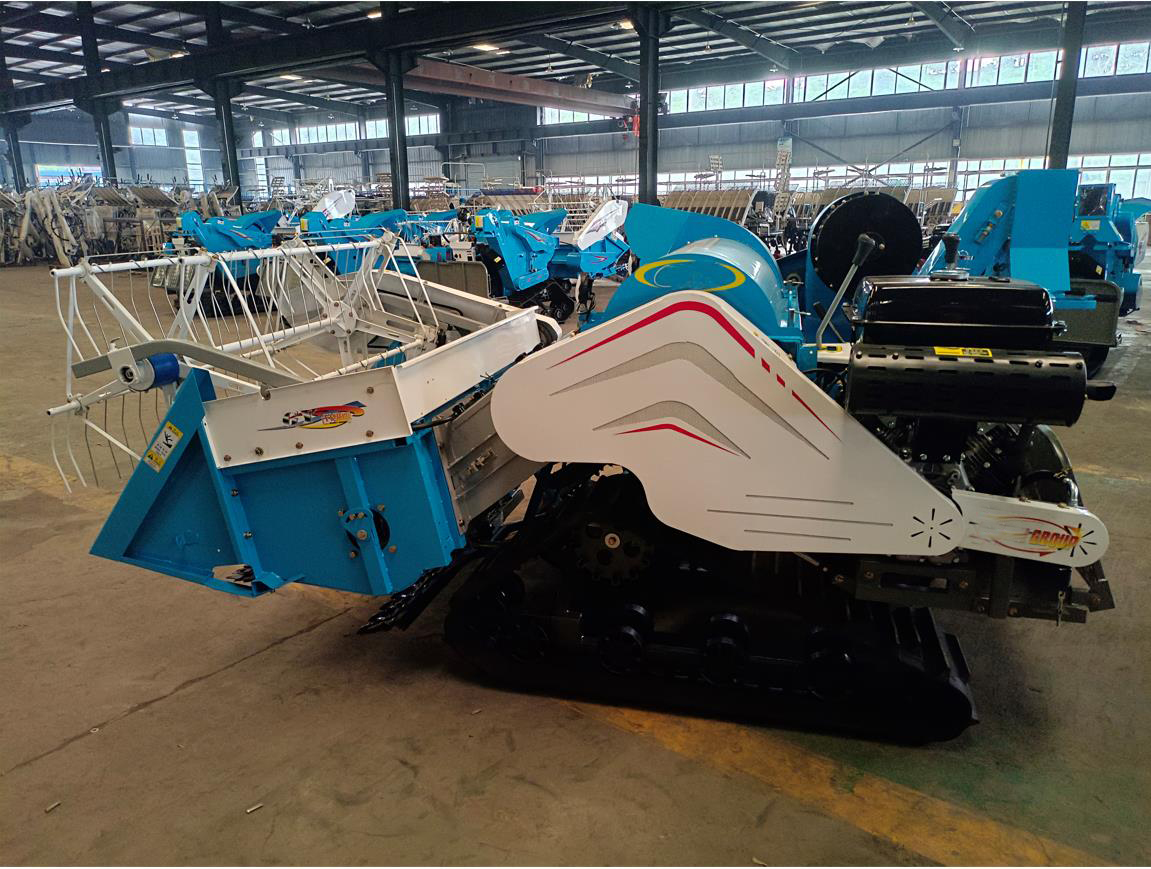 mini combine harvester (4).jpg